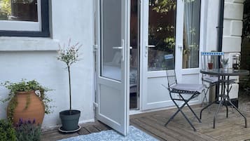 Khu ẩm thực ngoài trời