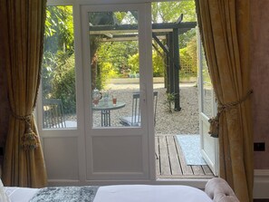 Décoration personnalisée, ameublement personnalisé, Wi-Fi gratuit