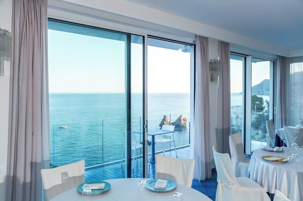 Restaurant - Hotel Bristol (Vietri sul Mare)