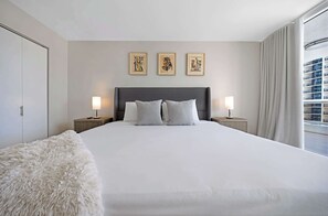 3 bedrooms, desk, iron/ironing board, travel cot