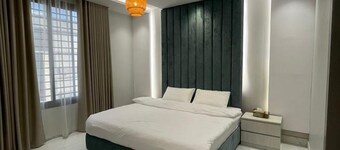 Self Check-In Apartments by MehadStay