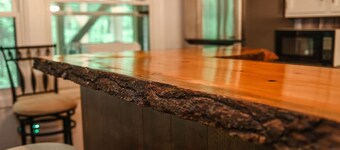 East Pinnacle Condo • Peak Retreat • Min to Lake