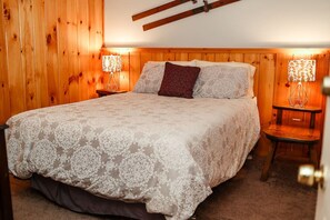 1 habitación, tabla de planchar con plancha, wifi gratis y ropa de cama 