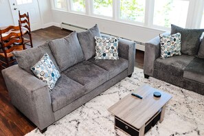 Fernseher, Videospiele, Bücher