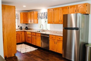 Fridge, microwave, oven, stovetop - Sebago Lake Winter House • Near Windham • Family (Standish)