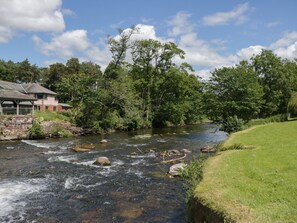 Cottage | Interior - Pebble Path at Eamont Park (Penrith)