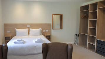 1 bedroom, individually decorated, individually furnished, free WiFi