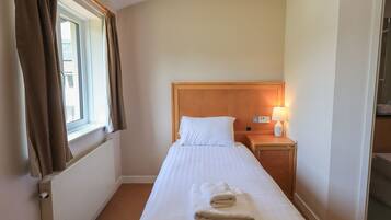 1 bedroom, individually decorated, individually furnished, free WiFi