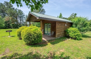 Basic Cabin, 1 Double Bed, Non Smoking, Pets allowed