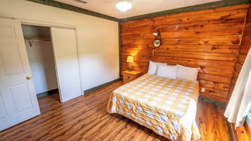 家庭小屋, 多张床, 方便轮椅进入的淋浴, 允许带宠物 | 特色装修、特色家居、免费 WiFi、床单