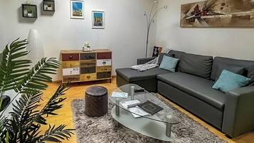 Televisie en een open haard