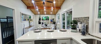 Peaceful Riverfront Retreat in Ramara