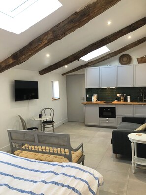 Interior - Renovated stone building - 4 luxury apts each on-suite in SW France wine village (Roujan)