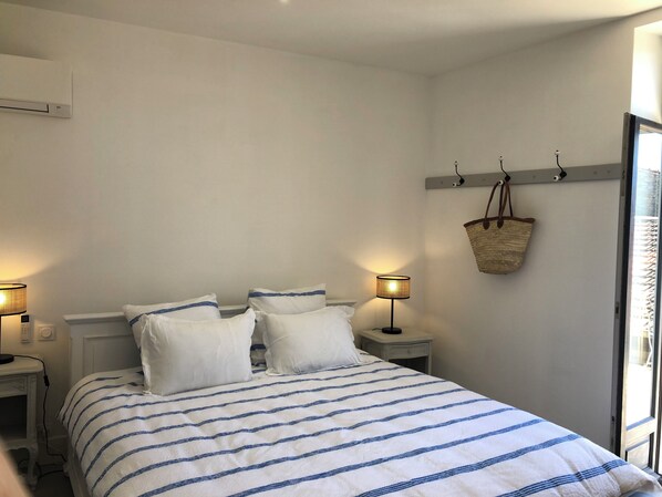 4 Schlafzimmer, Bügeleisen/Bügelbrett, WLAN, Bettwäsche