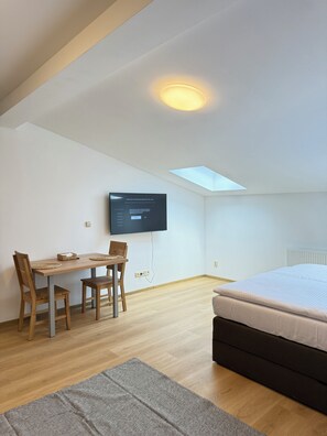 1 bedroom, iron/ironing board, Internet, bed sheets