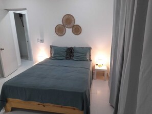 3 Schlafzimmer, Bügeleisen/Bügelbrett, Internetzugang, Bettwäsche