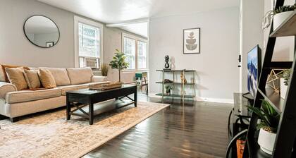 A brick's throw away to Sally's Apizza!