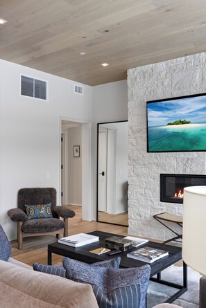 Smart TV, lareira