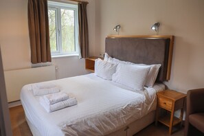 1 bedroom, individually decorated, individually furnished, free WiFi - Pebble Path at Eamont Park (Penrith)