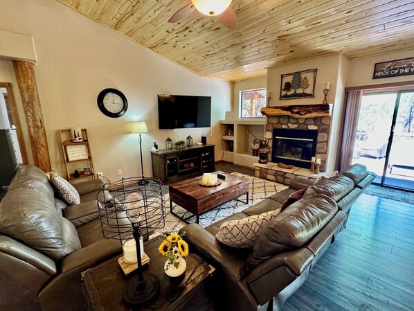 TV connectée, cheminée