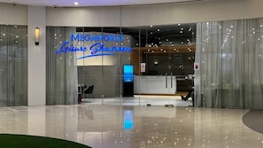 Shopping centre - Marvinn's by LVH - 150 Newport Boulevard (Pasay)