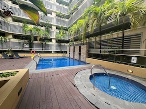 Outdoor pool, open 9:00 AM to 8:00 PM, pool loungers - Marvinn's by LVH - 150 Newport Boulevard (Pasay)