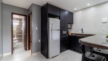 Basic Apartment | Private kitchen