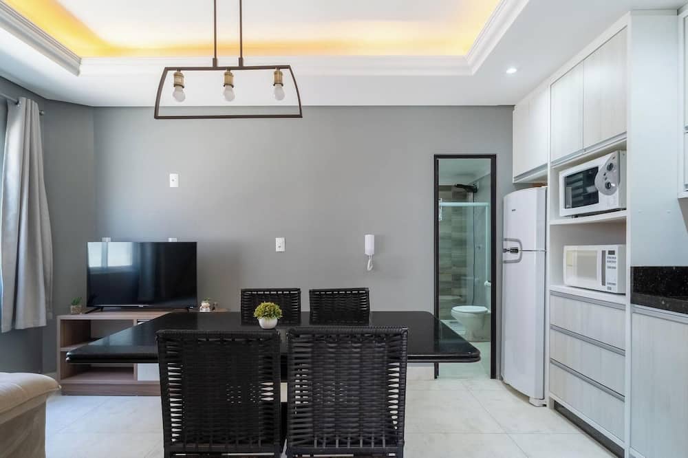 Apts Near the Beach w/ Full Amenities - RNC