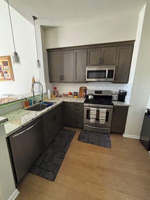 Microwave, oven, stovetop, dishwasher