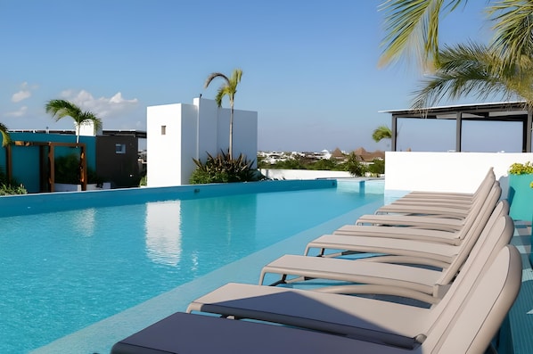 Piscine extérieure