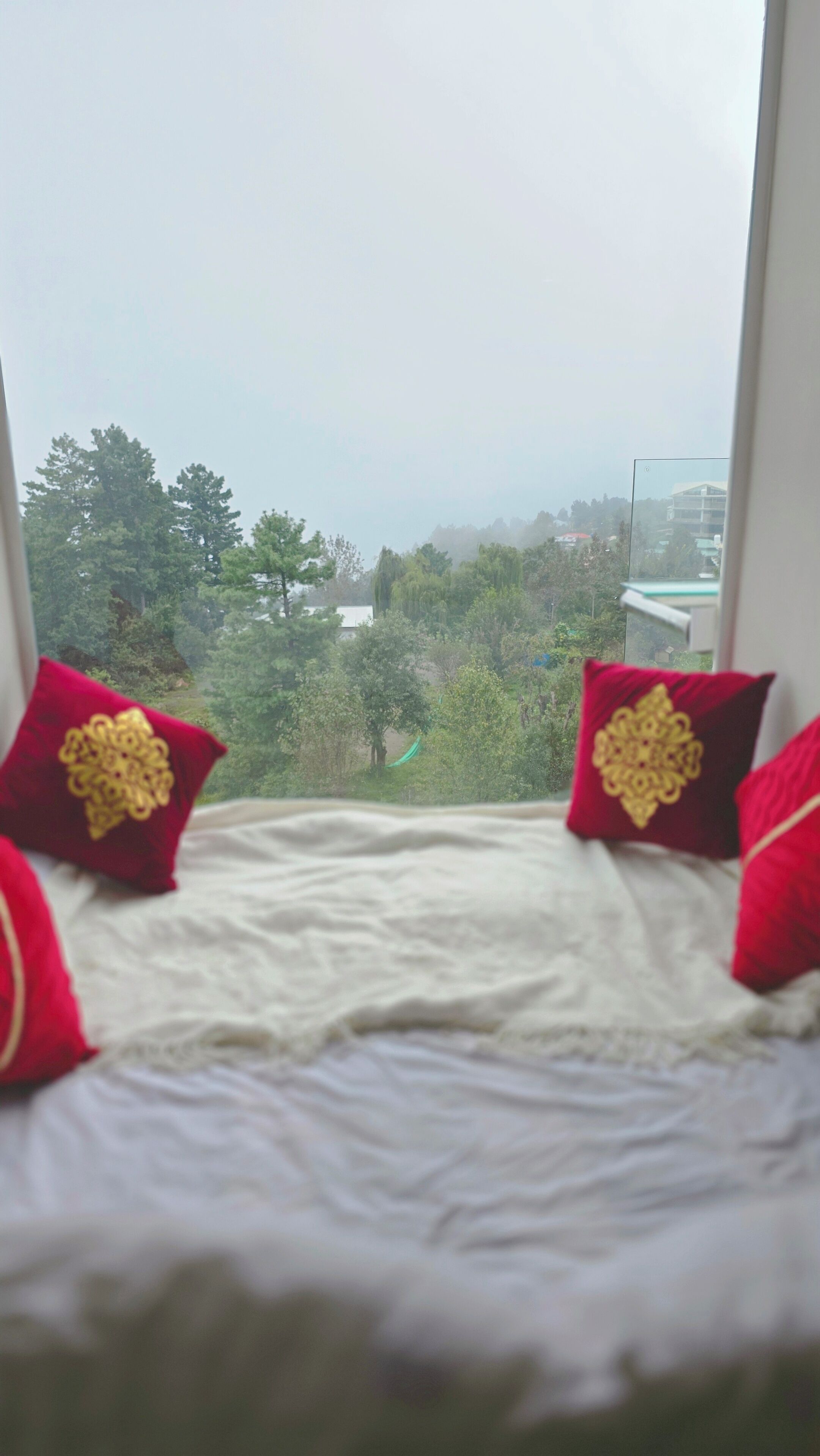 2 bedrooms, iron/ironing board, WiFi (free), bed sheets