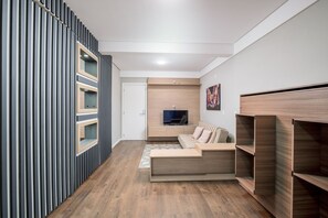 Basic Apartment | Living area - Beautiful Apt Well-located 4min From Beach Rma101 (Florianópolis)