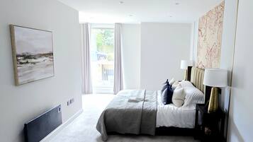 Bügeleisen/Bügelbrett, WLAN, Bettwäsche