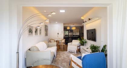 Beautiful 2 Bedroom Apartment in Itacorubi Rlz0301