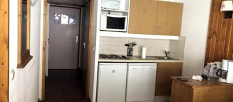 Beautiful family apartment at 1800m residence with swimming pool