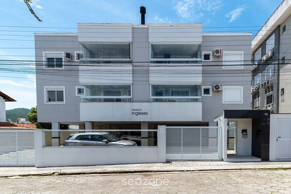 Apartamento básico | Fachada