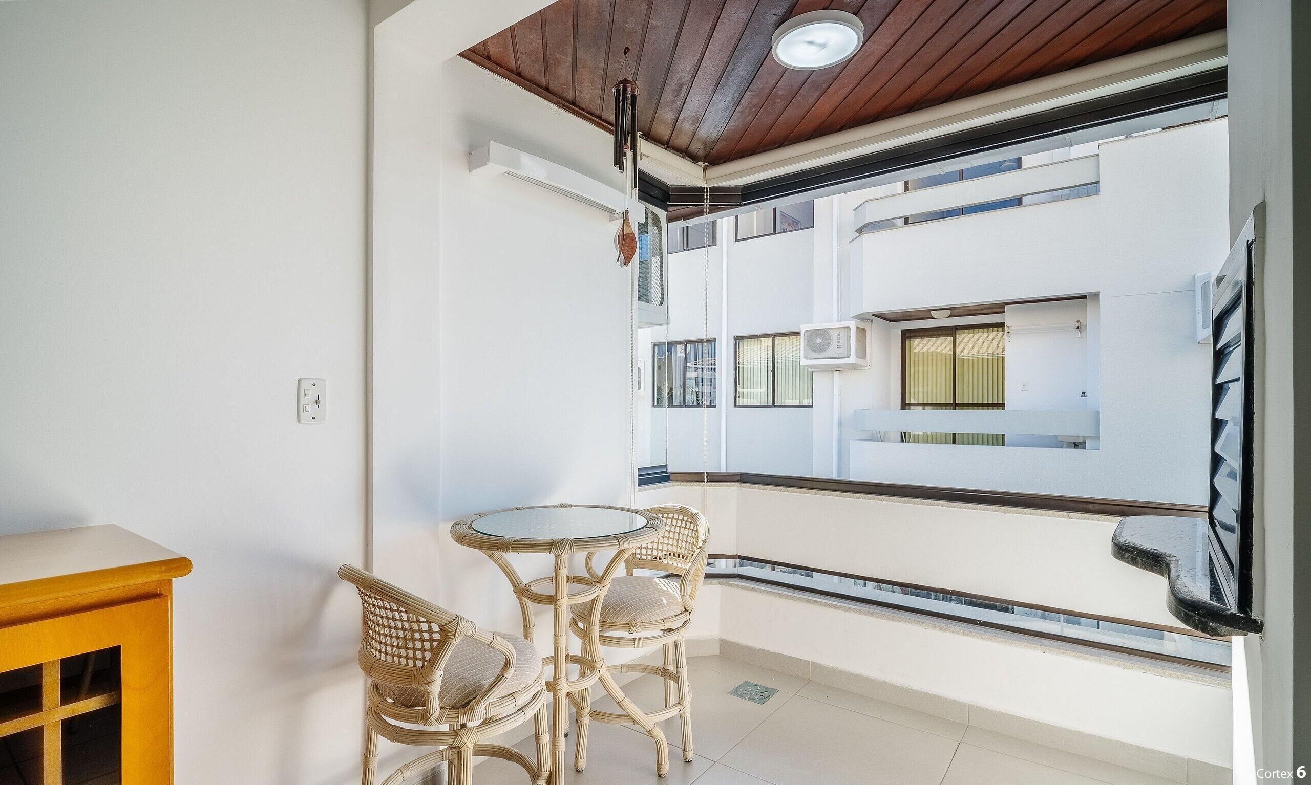 Apartamento básico | Opções para refeição