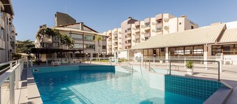 Condominium With Pool 100m From the Beach - CSC