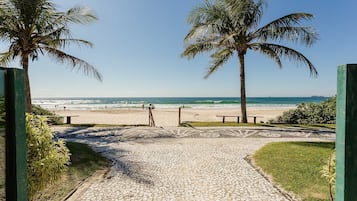 Basic Apartment | Beach