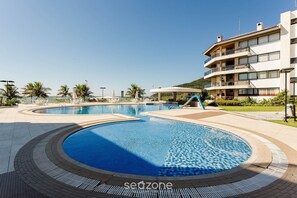 Basic Apartment | Pool | Outdoor pool