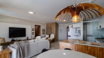 Basic Apartment | Living area | TV