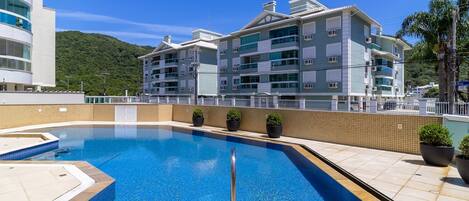 Leilighet – basic | Basseng