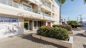 Apartamento básico | Fachada