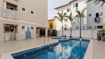 Apartamento básico | Piscina