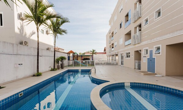 Basic Apartment | Pool