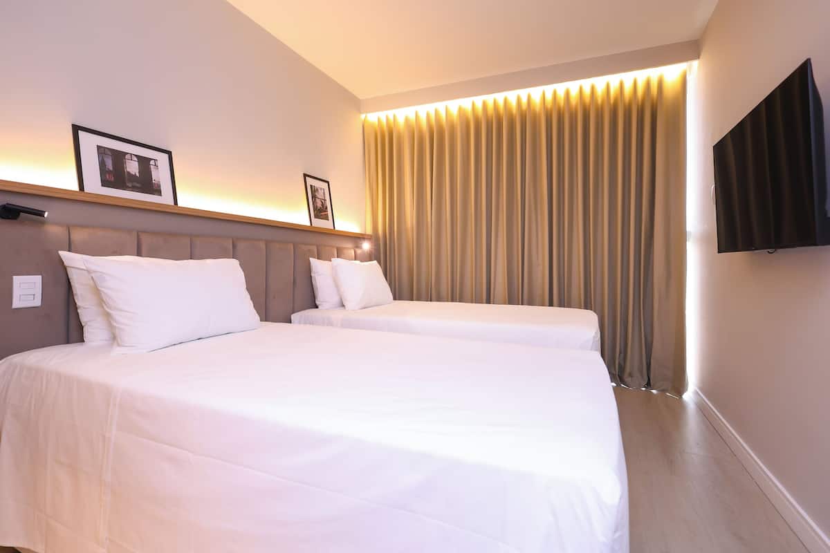 Superior Twin Room | In-room safe, desk, laptop workspace, blackout curtains