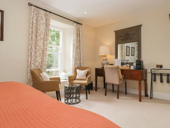 Individually decorated, individually furnished, free WiFi