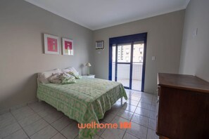 2 bedrooms, iron/ironing board, WiFi