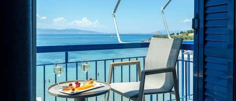 Chambre double, balcon, vue sur la mer | Vue du balcon