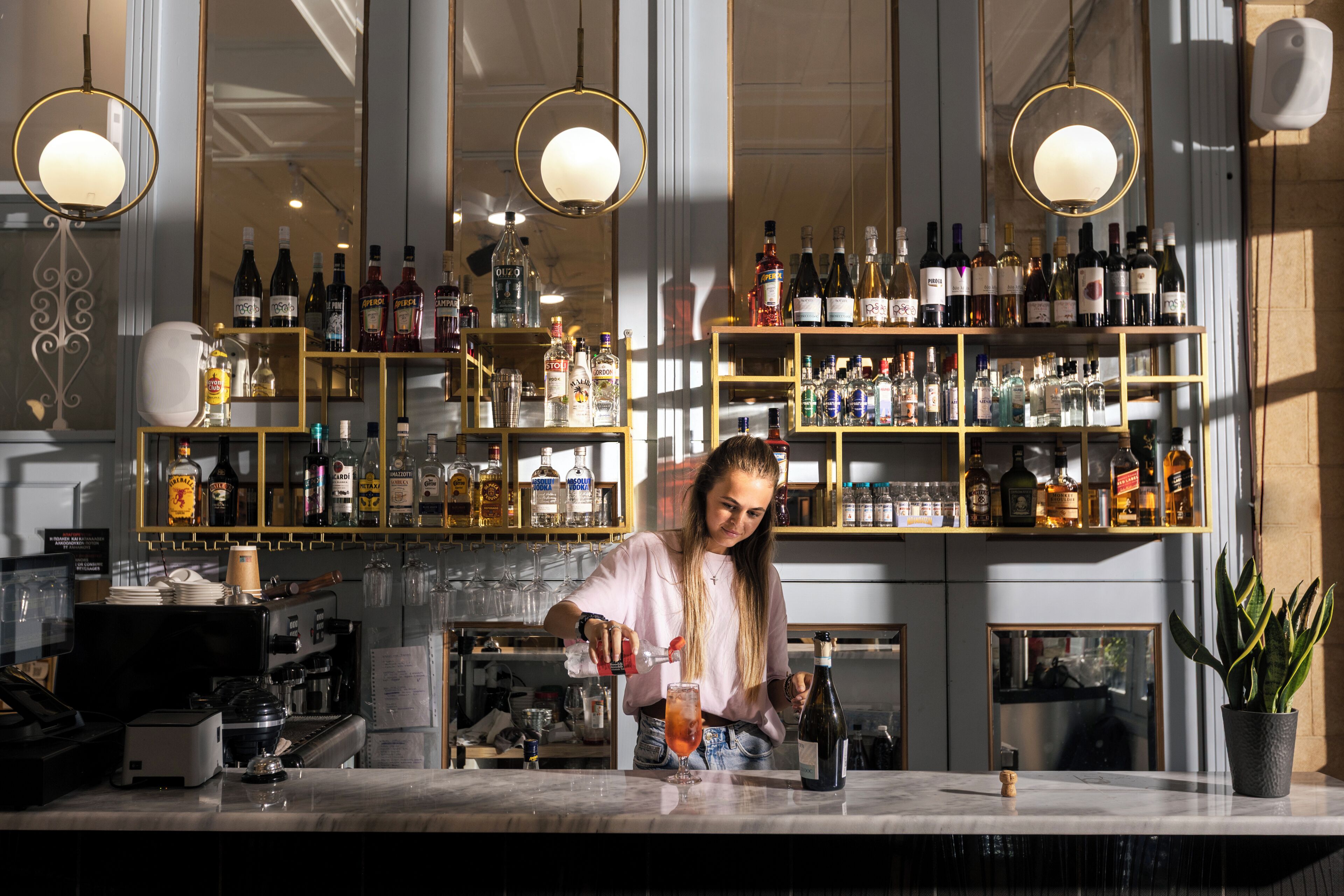 Bar (en el alojamiento)